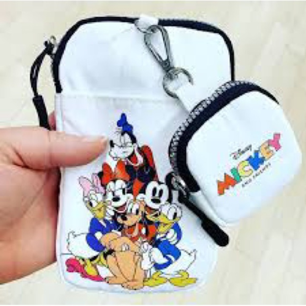 Primark NWT disney Mickey and friends crossbody cell phone and earbud holder